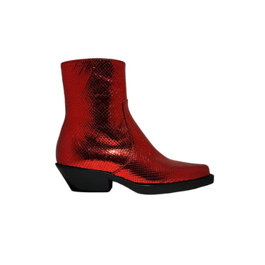 ANNA F. SCARPE Whips red