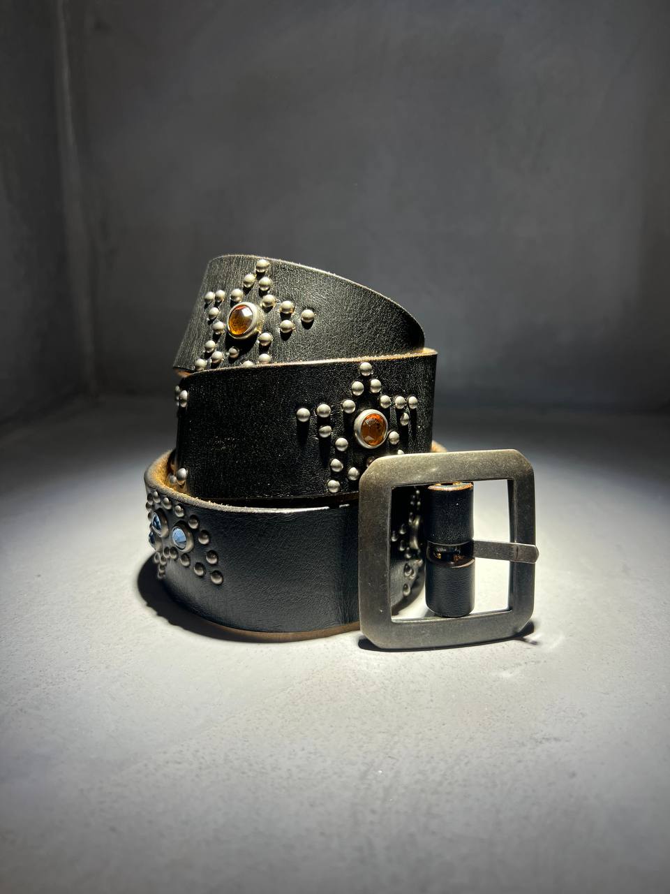 HTC L.A. Studded Belt