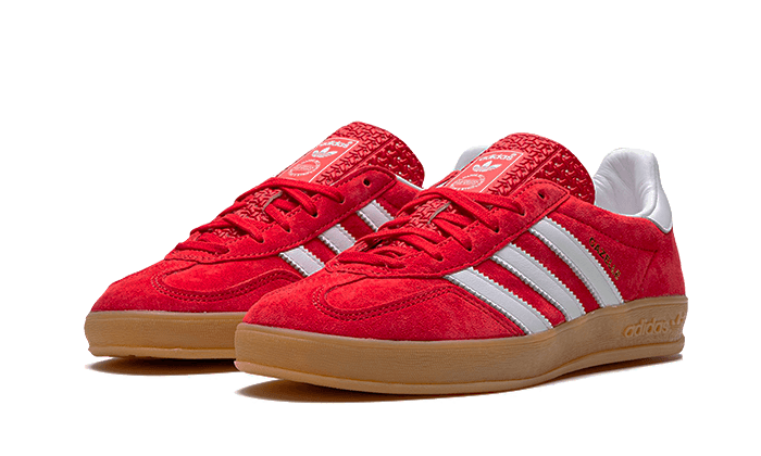 Adidas Gazelle Indoor Scarlet Cloud White SKU : H06261Blue Express garantisce l'autenticità dei prodotti. Adidas Blue Express