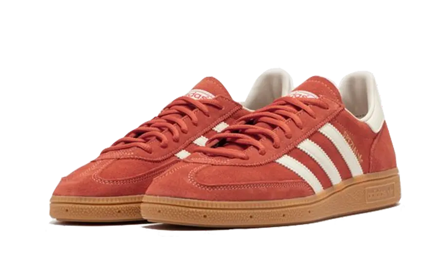 Adidas Handball Spezial Aged Red SKU : IG6191Blue Express garantisce l'autenticità dei prodotti. Adidas Blue Express