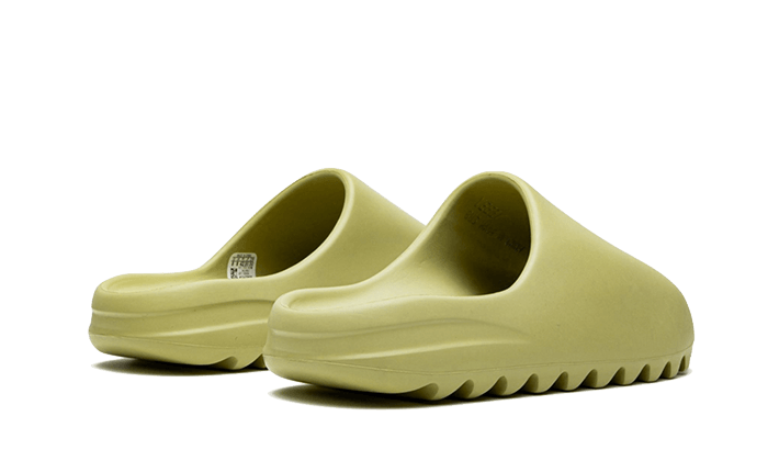 Adidas Yeezy Slide Resin (First Release) SKU : FX0494/GZ5551Blue Express garantisce l'autenticità dei prodotti. Adidas Blue Express