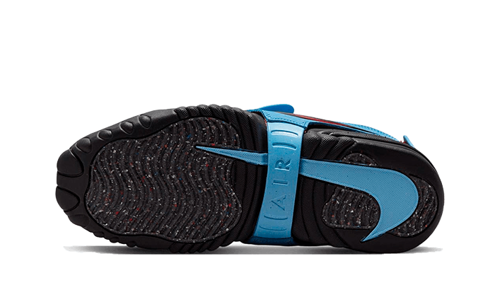 Nike Air Adjust Force SP Ambush University Blue SKU : DM8465-400Blue Express garantisce l'autenticità dei prodotti. Nike Blue Express