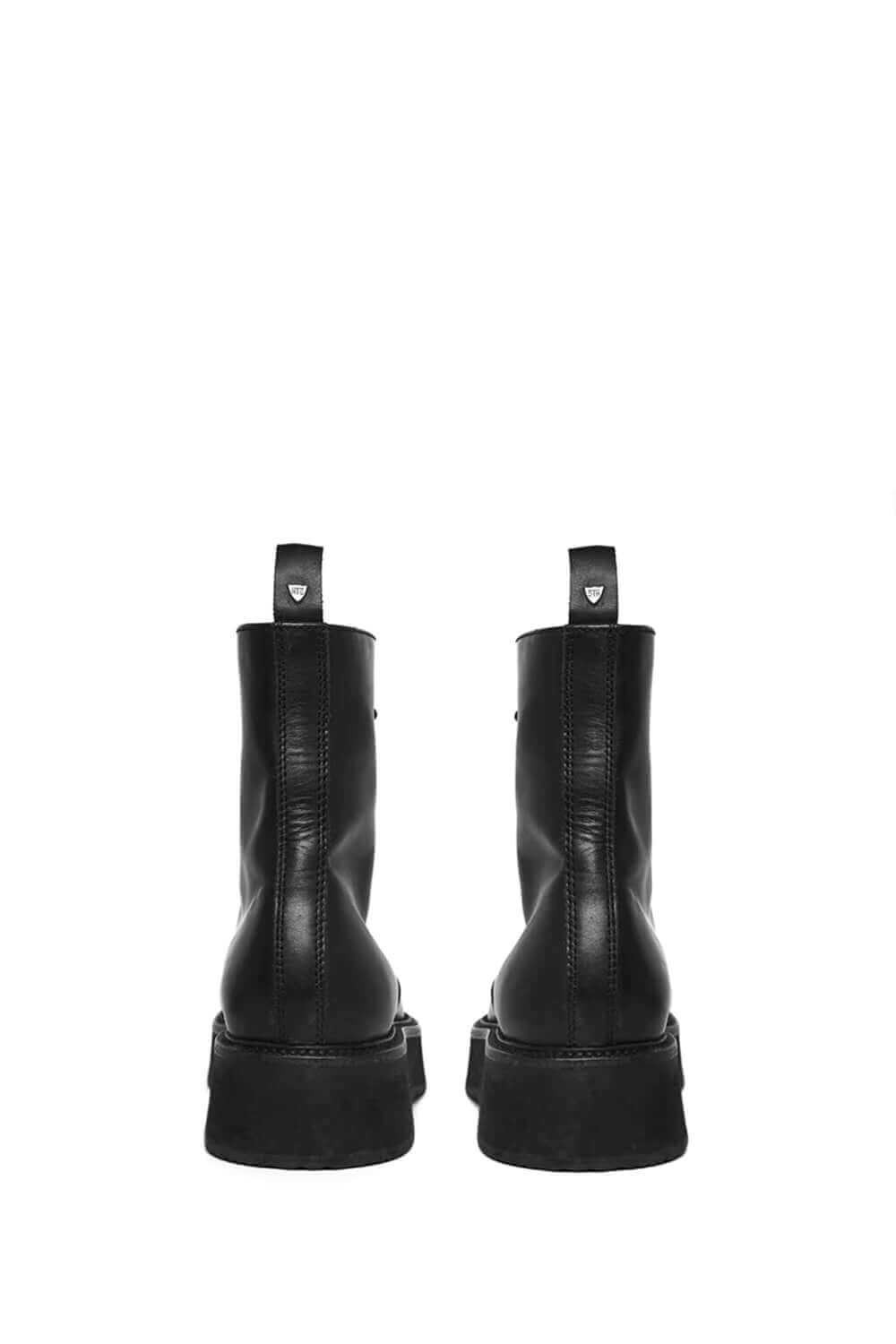 ARMY BOOT Black leather boots. Black laces. Sole height: 4 cm. Made in Italy. HTC LOS ANGELES