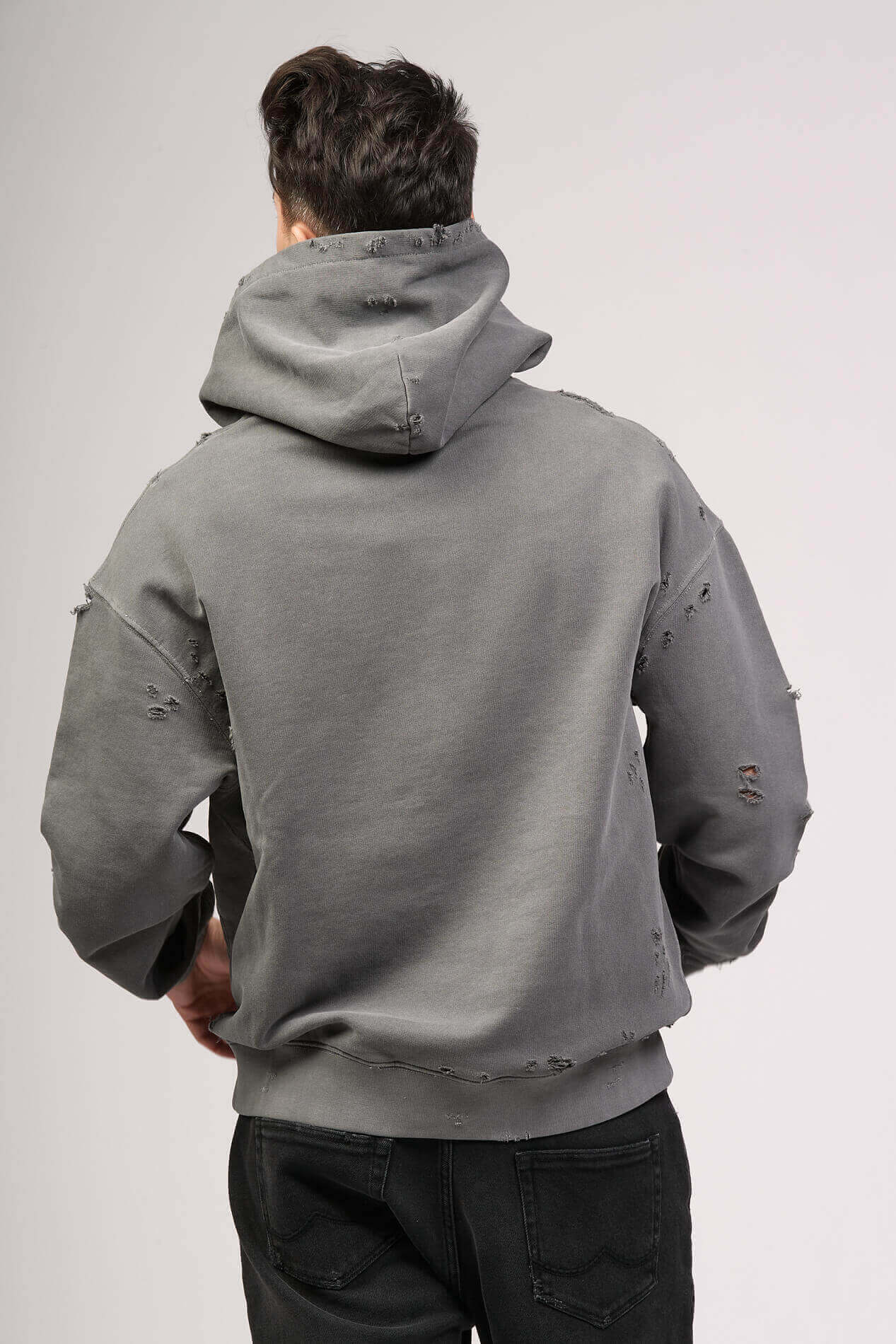 DESTROYED SWEATER Regular fit hoodie sweater. Destroyed style. 100% cotton. Made in Italy. HTC LOS ANGELES