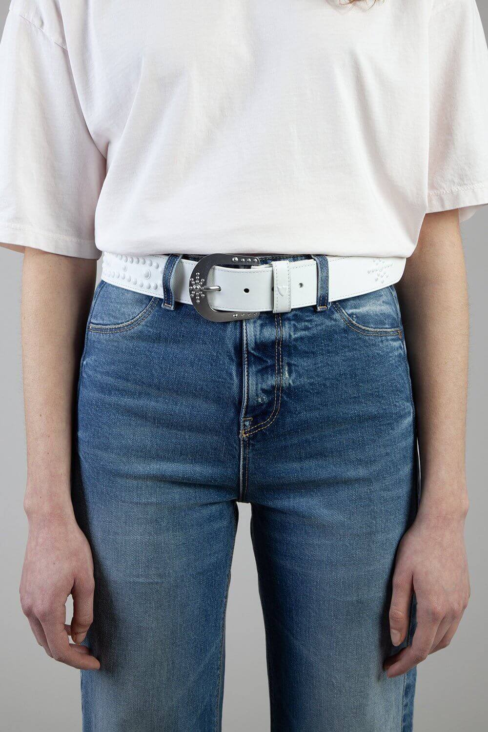 MIRAGE BELT White leather belt, zama buckle, with HTC shield logo rivet. Height: 4 cm. Made in Italy. HTC LOS ANGELES