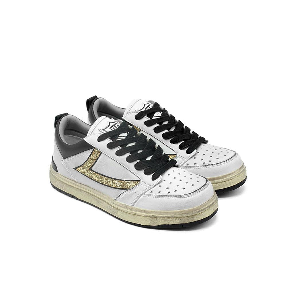 STARLIGHT GLITTER SHIELD LOW WOMAN Starlight Low Woman Sneakers, back pull loop with metal logo detail, front lace-up closure. Glitter Shield. 100% leather. WHITE/GOLD HTC LOS ANGELES