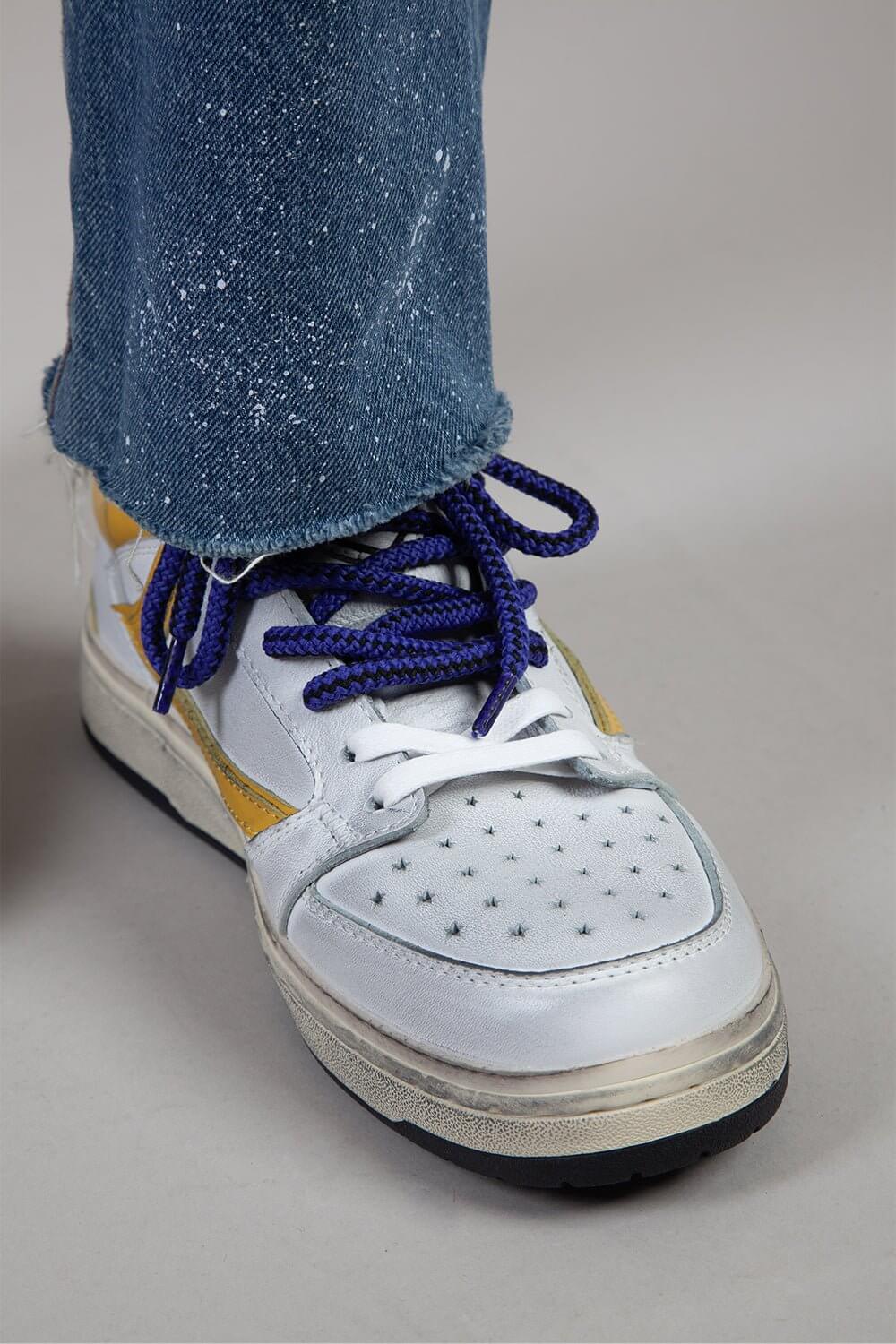 STARLIGHT LOW VINTAGE WOMAN Starlight Low Vintage Woman Sneakers, back pull loop with logo detail, rubber sole, perforated toe and front lace-up closure, 100% leather HTC LOS ANGELES