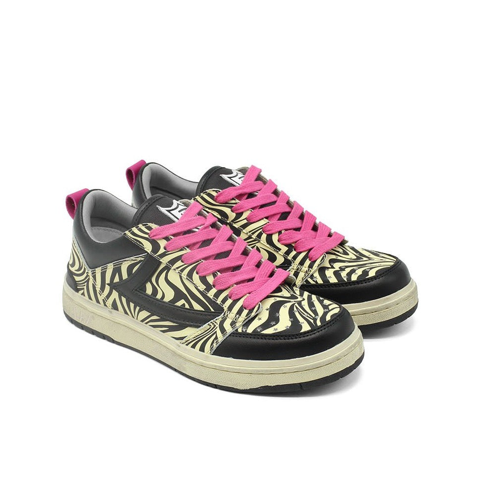STARLIGHT ZEBRA LOW WOMAN Starlight Outline Low Woman Sneakers, back pull loop with metal logo detail, front lace-up closure. ZEBRA PRINTED LEATHER UPPER HTC LOS ANGELES