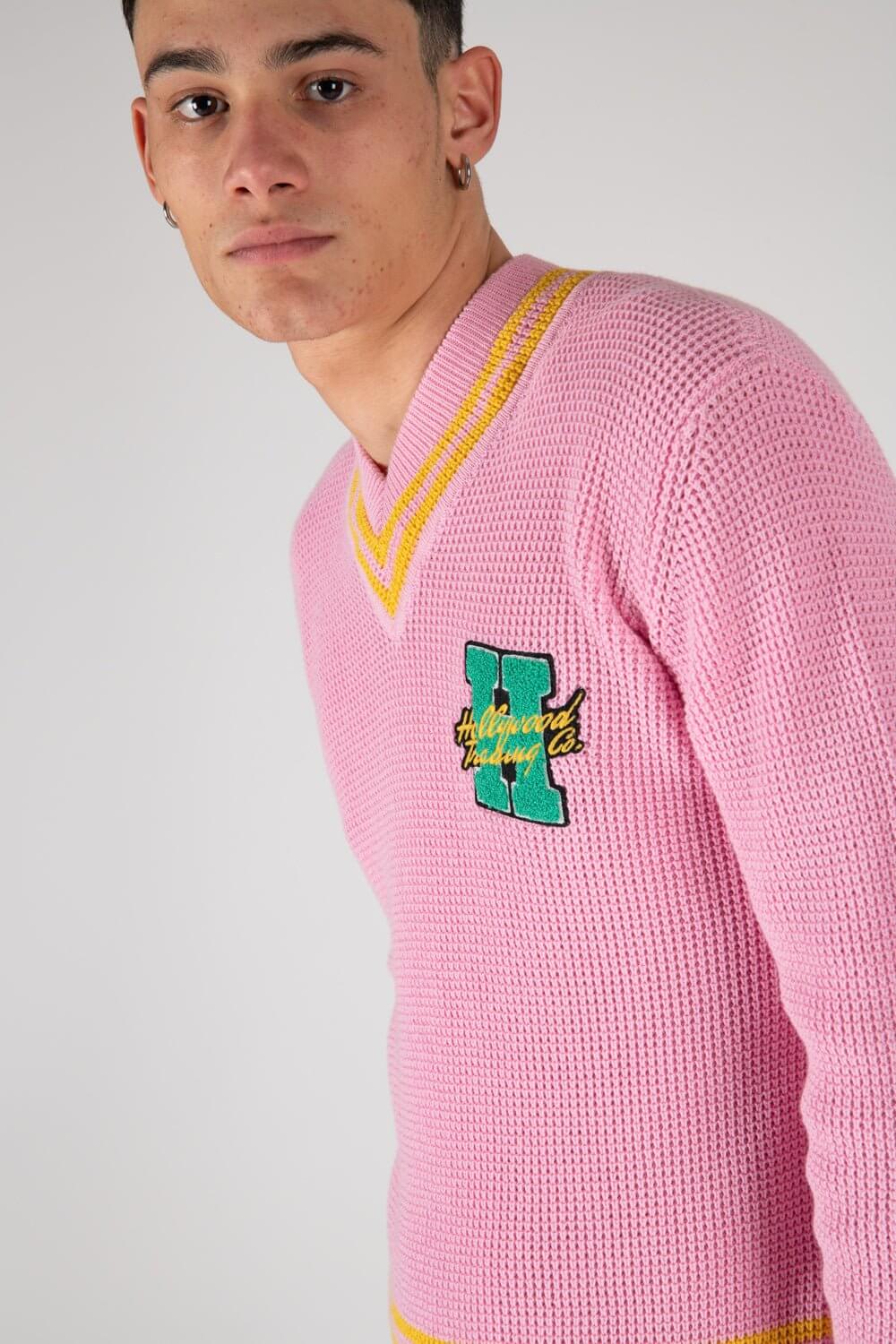 VISITOR Pink sweater with front logo patch. Composition: 100% Cotton HTC LOS ANGELES