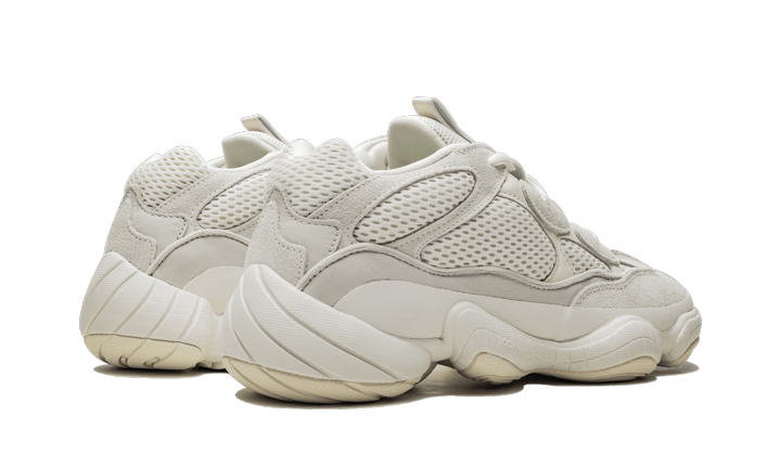 Adidas Yeezy 500 Bone White SKU : ID5114Blue Express garantisce l'autenticità dei prodotti. Adidas Blue Express