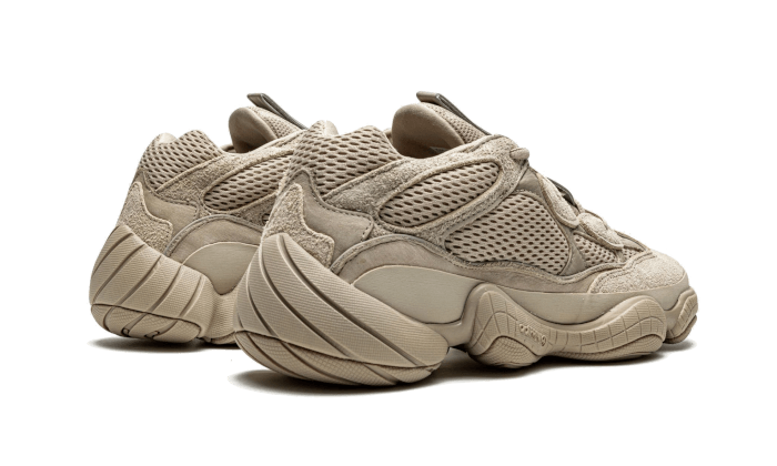 Adidas Yeezy 500 Taupe Light SKU : GX3605Blue Express garantisce l'autenticità dei prodotti. Adidas Blue Express