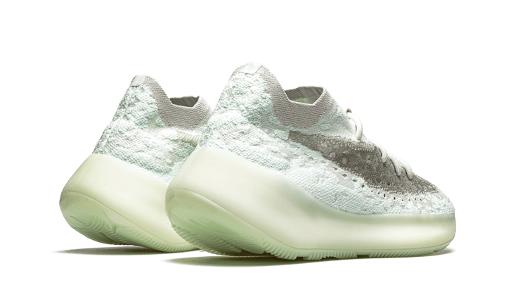 Adidas Yeezy Boost 380 Calcite Glow SKU : GZ8668Blue Express garantisce l'autenticità dei prodotti. Adidas Blue Express